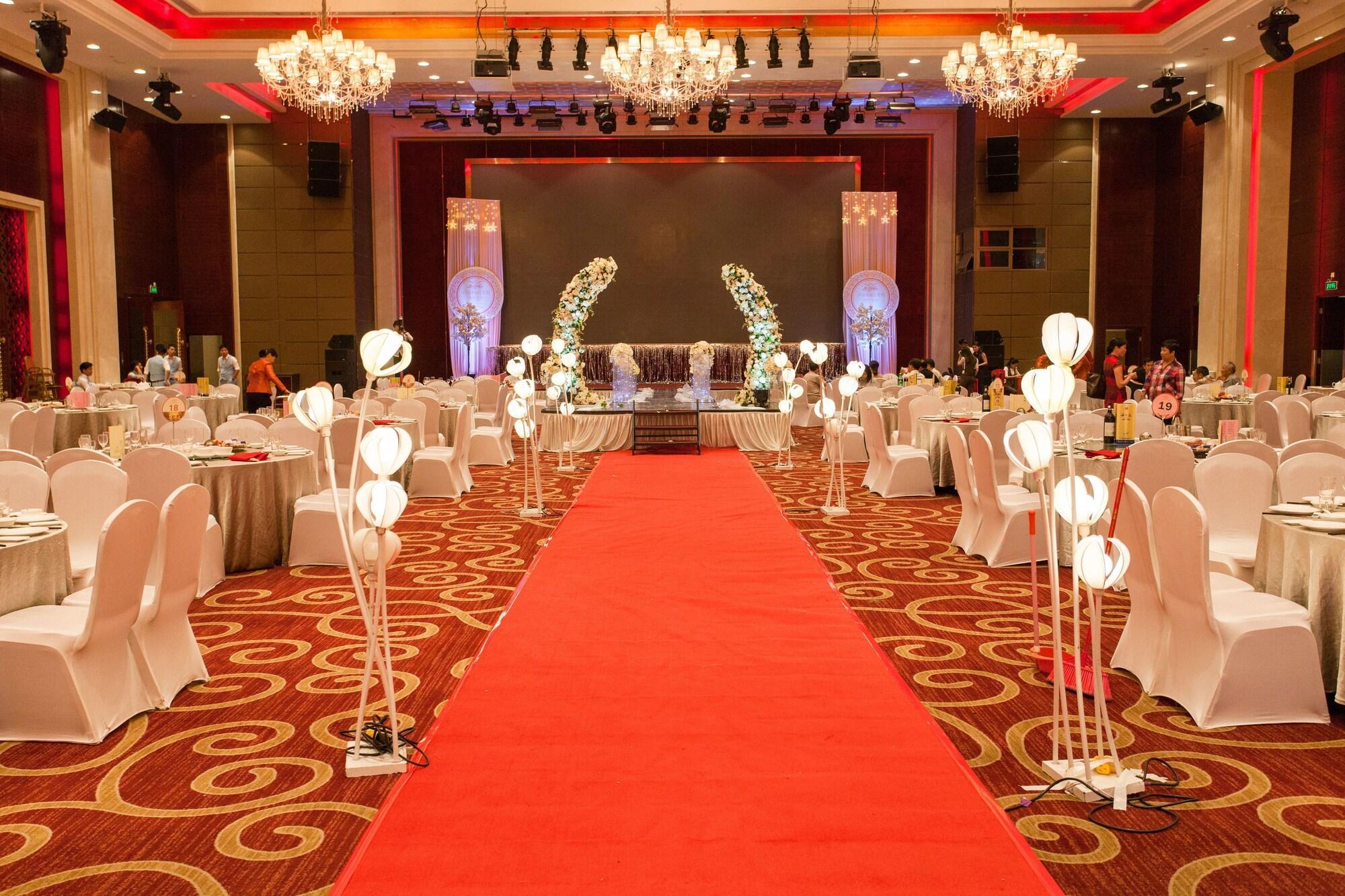 Ramada Plaza Shaoguan City Centre Eksteriør billede