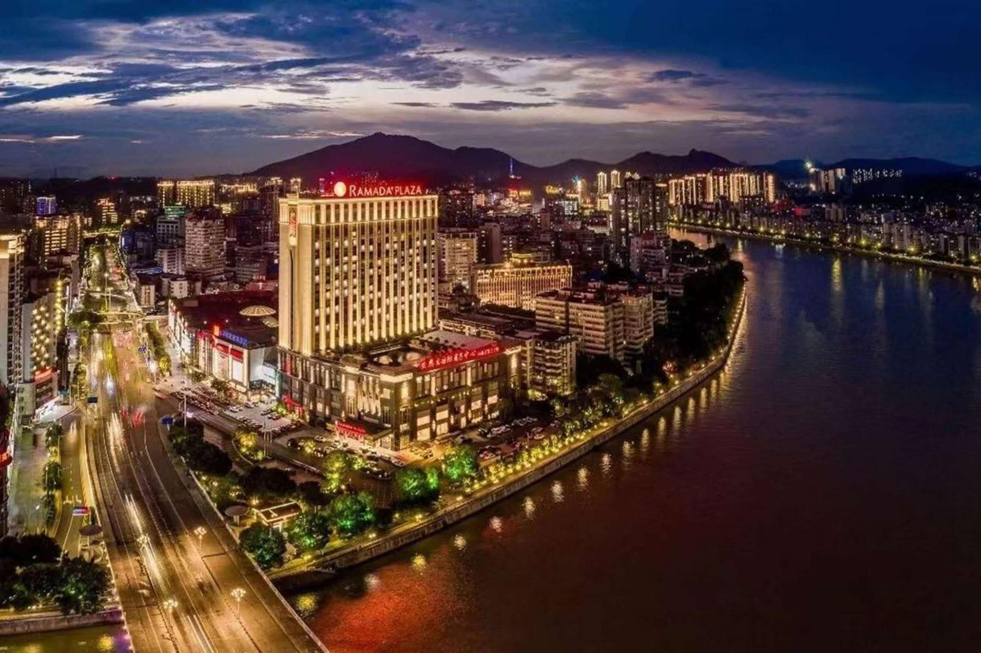 Ramada Plaza Shaoguan City Centre Eksteriør billede