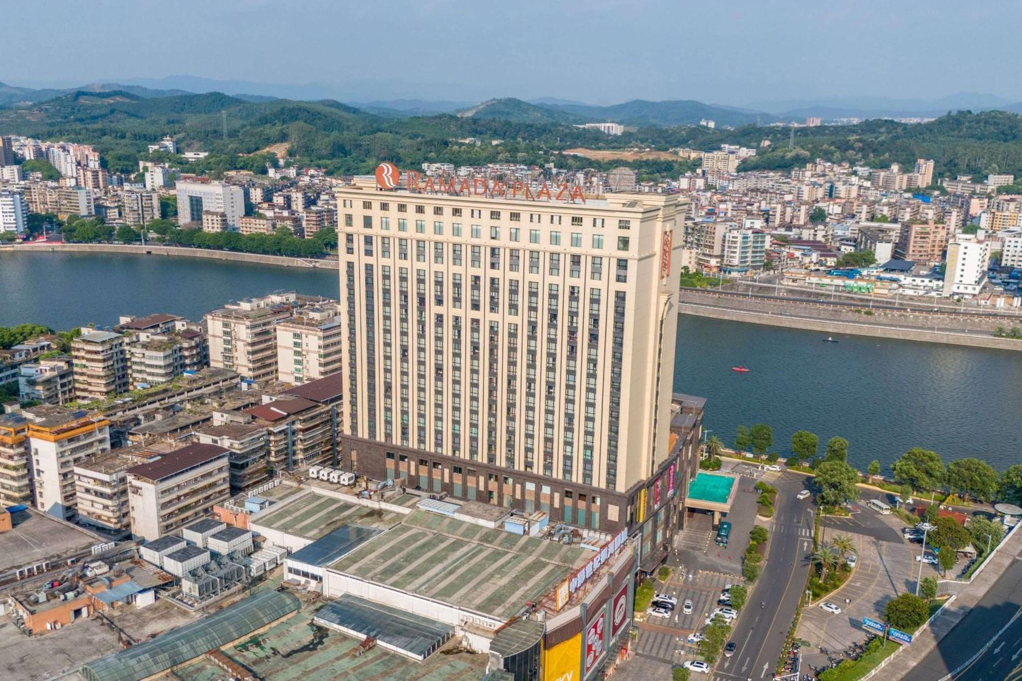 Ramada Plaza Shaoguan City Centre Eksteriør billede