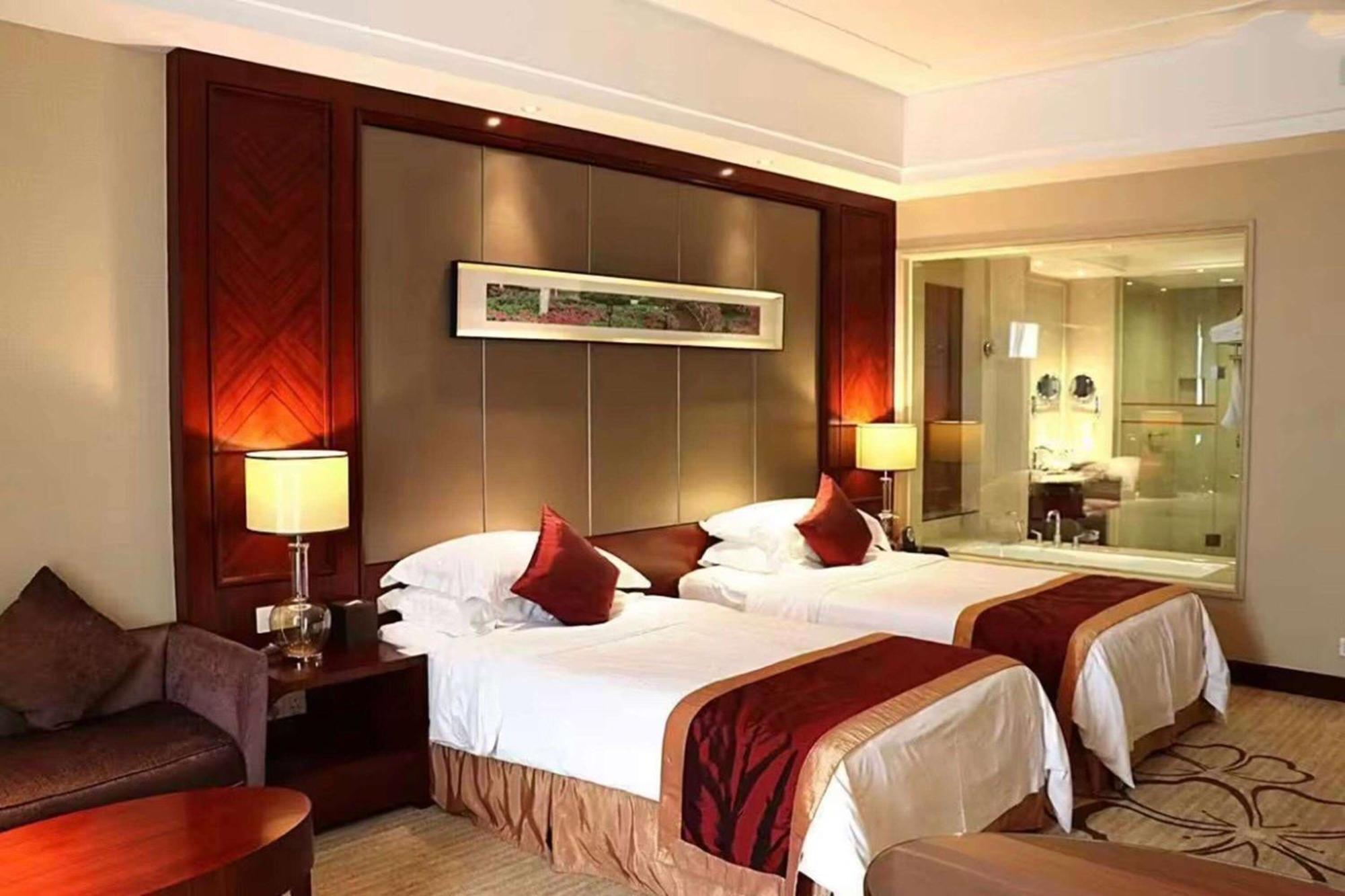 Ramada Plaza Shaoguan City Centre Eksteriør billede
