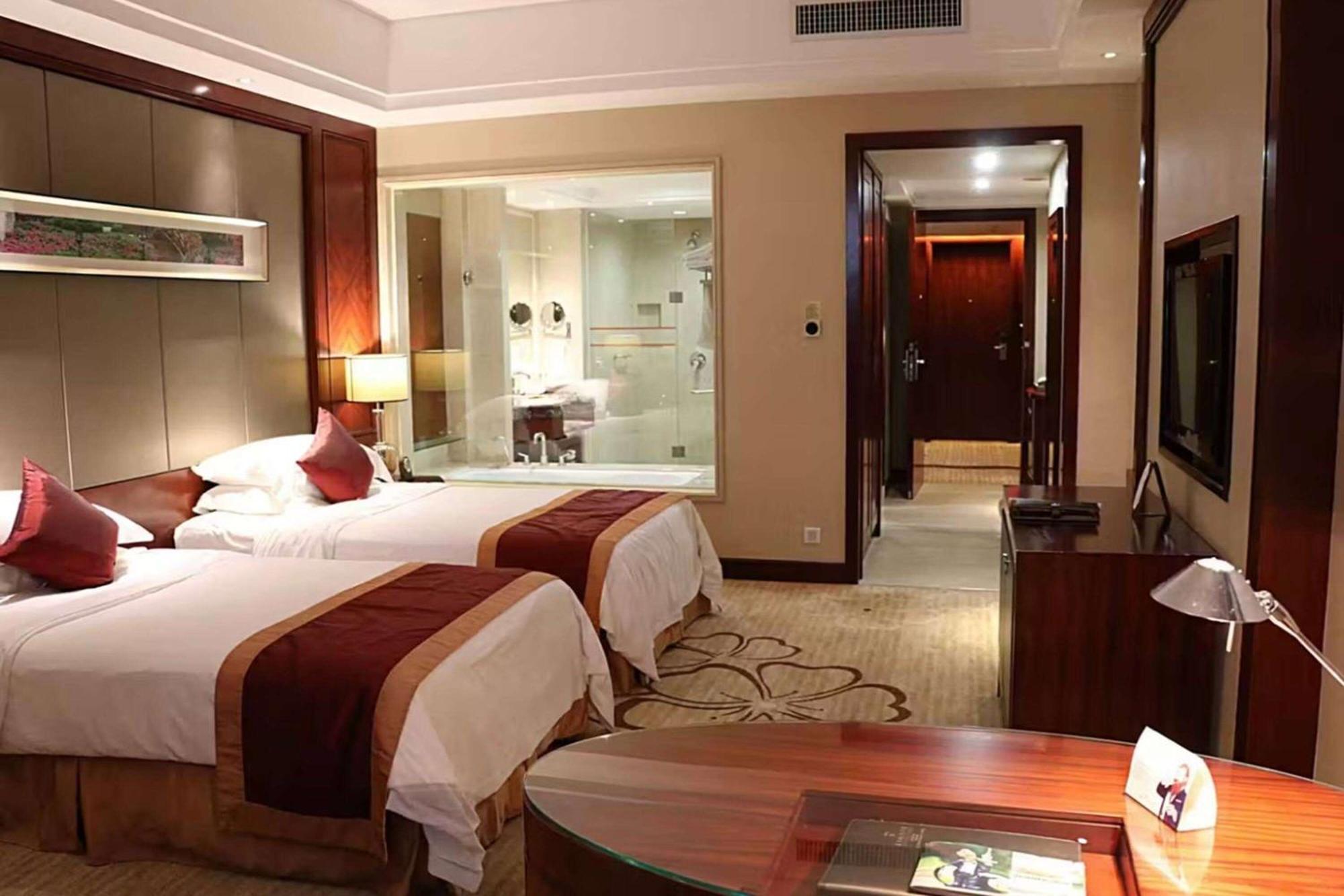 Ramada Plaza Shaoguan City Centre Eksteriør billede